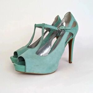 Guess Mary Jane Tiffany Blue Platform Heels - 7.5